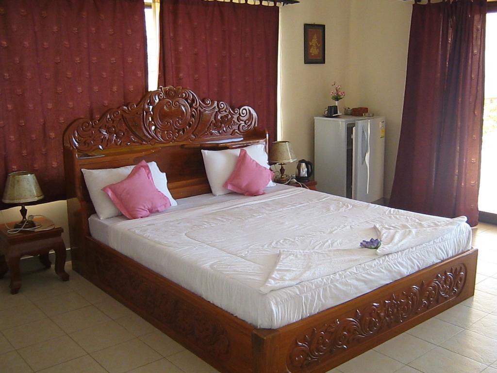 Golden Rooster Hotel Sihanoukville Kamer foto